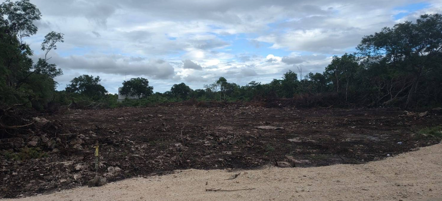 Terreno para comprar en Misnébalam, Mérida (2100 m²)