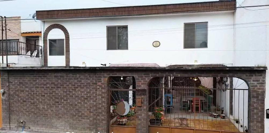 Casa para comprar en Zona Centro, Saltillo (4 rec. · 233 m²)