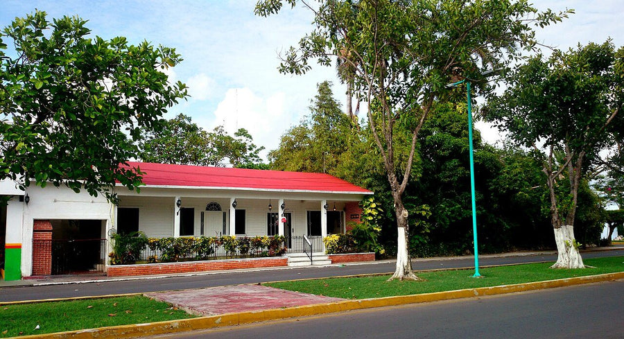 Casa en venta · Jardines de Churubusco, Iztapalapa | 4 rec., 220 m²