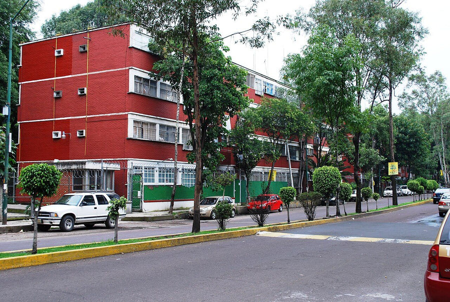 Edificio en venta · Monterrosa, Tuxtla Gutiérrez | 8 rec., 1085 m²