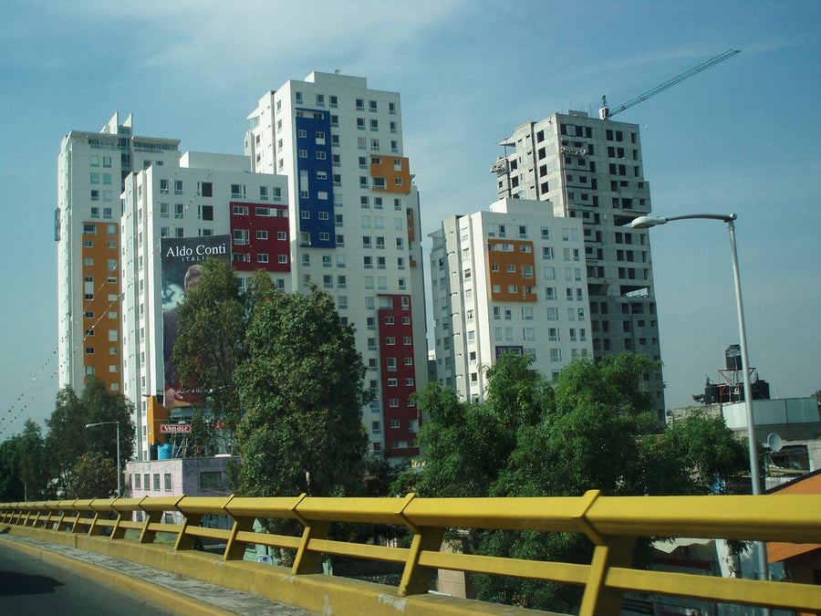 Edificio en renta · El Parico, Uruapan | 6 rec., 600 m²