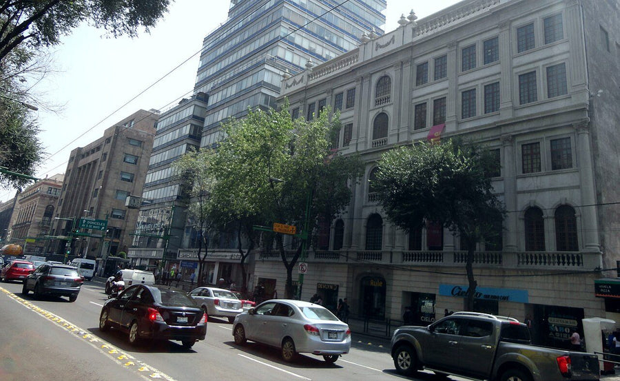 Edificio de 4 recámaras en venta en Amadeo Vidales, Acapulco | 4 rec., 930 m²