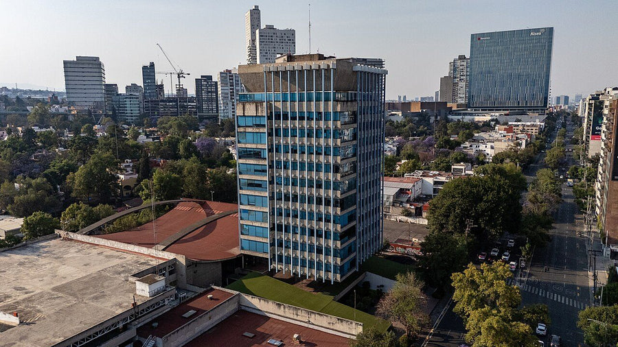 Edificio en renta en la zona de Jardines de Casablanca, Aguascalientes | 1975 m²